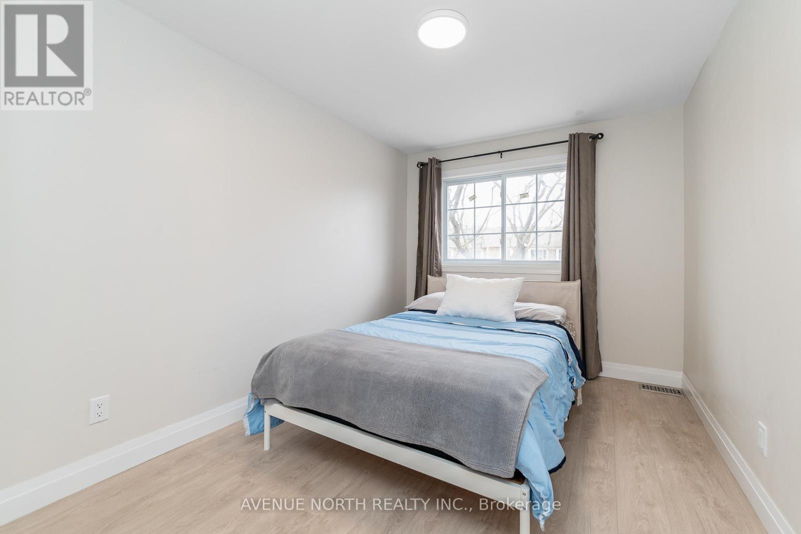 406 Verdon Private, Ottawa, ON - Indoor Photo Showing Bedroom