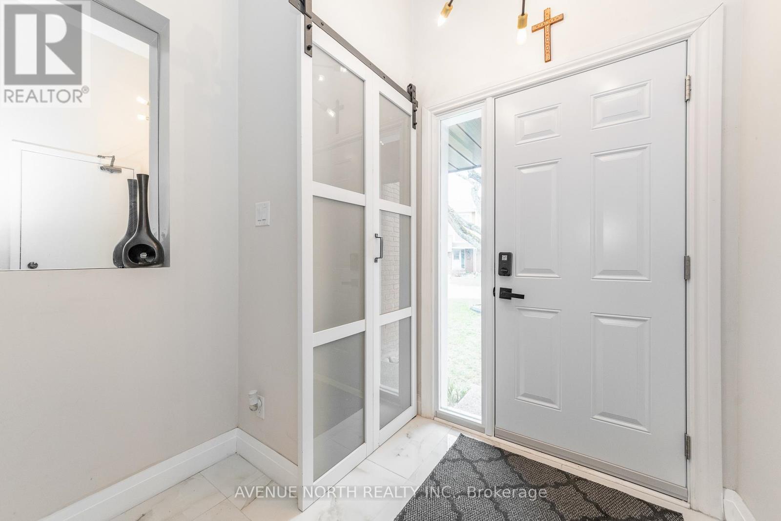406 Verdon Private, Ottawa, ON - Indoor Photo Showing Other Room