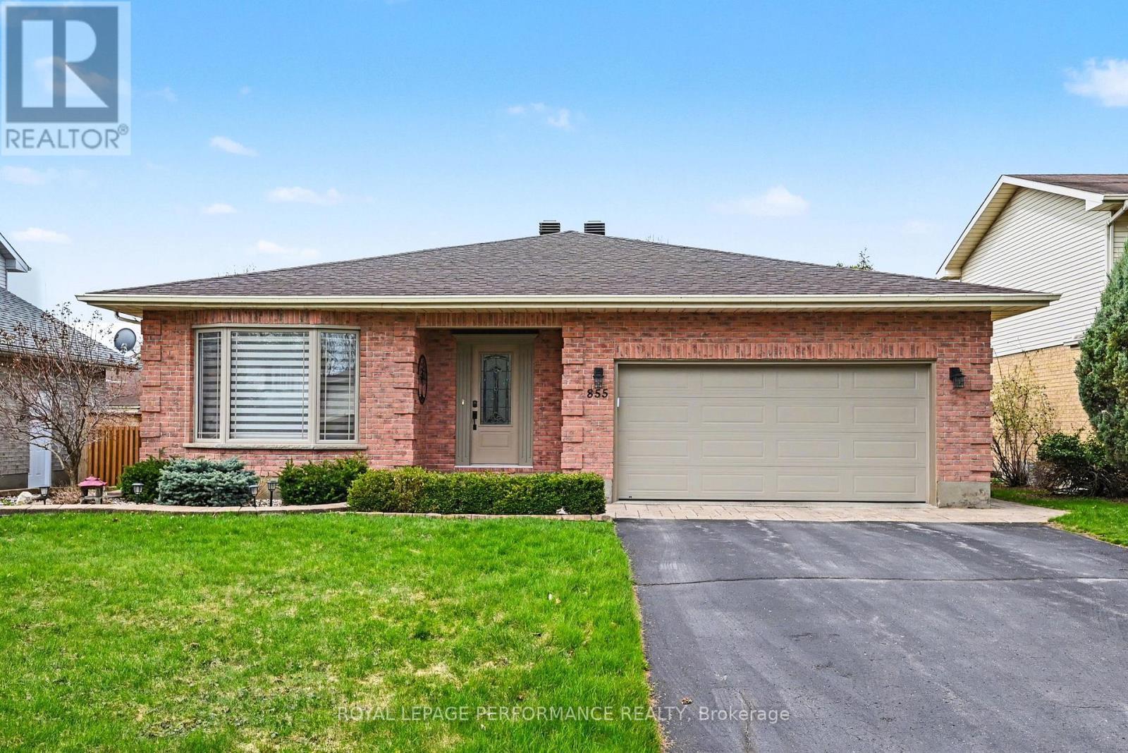 855 Kenyon Crescent, Cornwall, ON - Outdoor