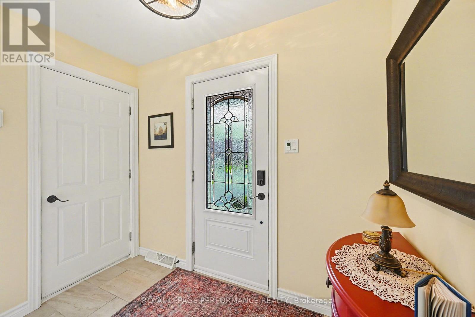 855 Kenyon Crescent, Cornwall, ON - Indoor Photo Showing Other Room