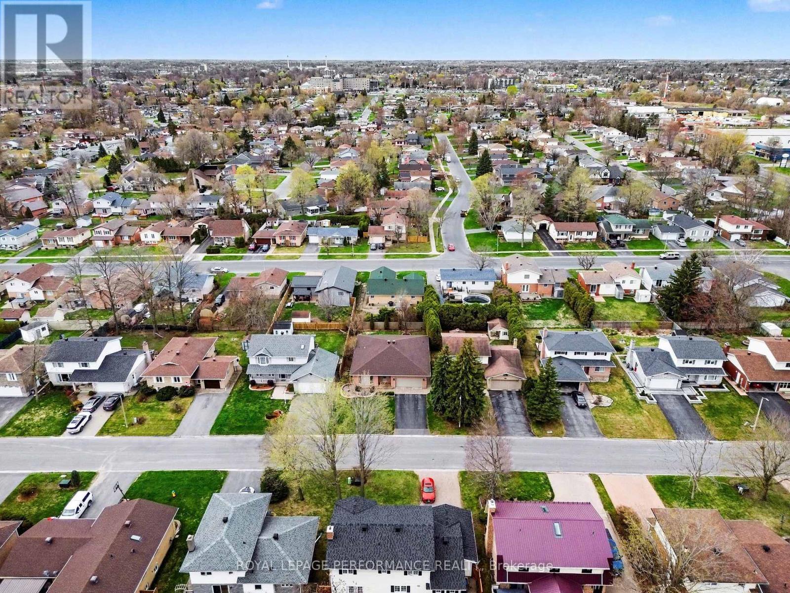 855 Kenyon Crescent, Cornwall, ON - Outdoor With View