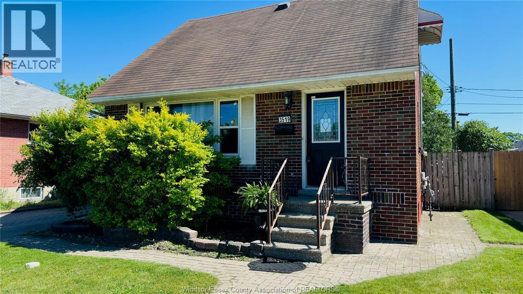 3519 Tecumseh Road West, Windsor, ON - Outdoor