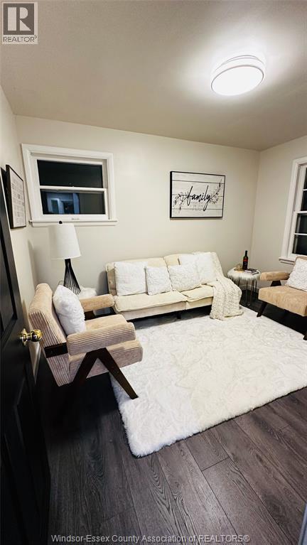 3519 Tecumseh Road West, Windsor, ON - Indoor Photo Showing Bedroom