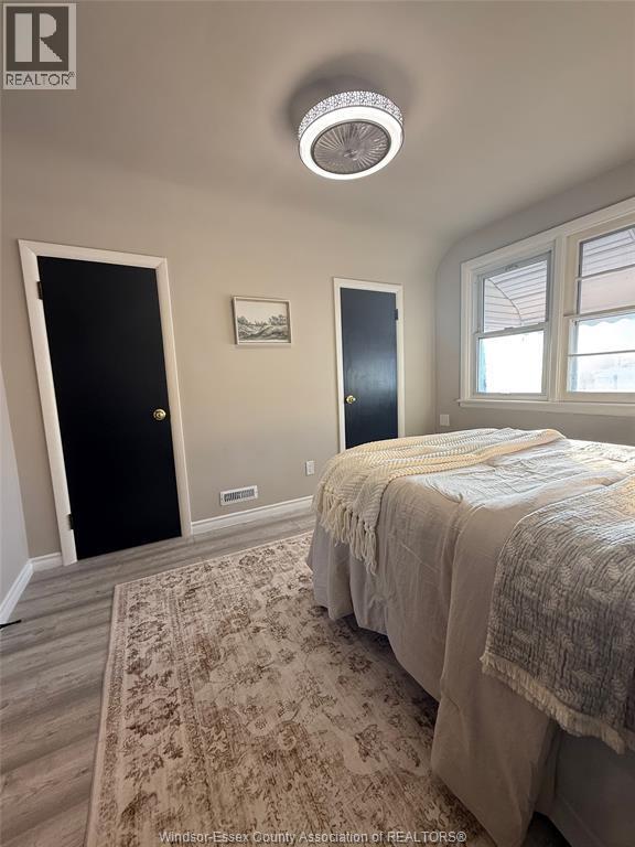 3519 Tecumseh Road West, Windsor, ON - Indoor Photo Showing Bedroom