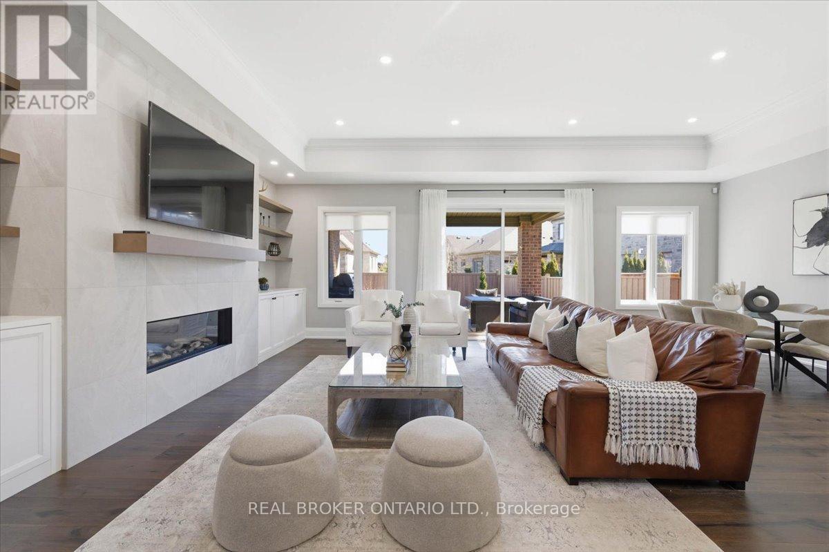 15 Langton Drive, Kitchener, ON - Indoor Photo Showing Living Room With Fireplace