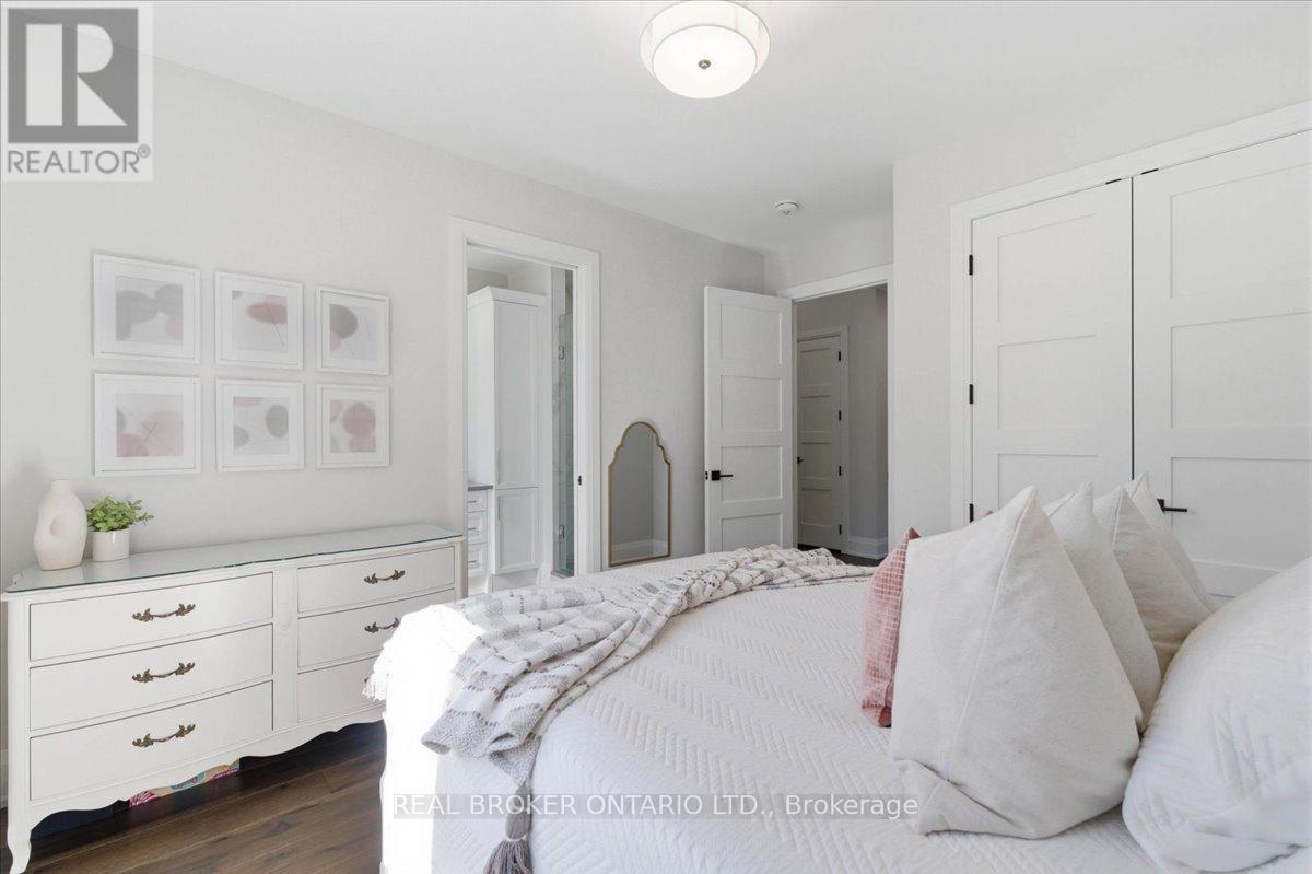 15 Langton Drive, Kitchener, ON - Indoor Photo Showing Bedroom