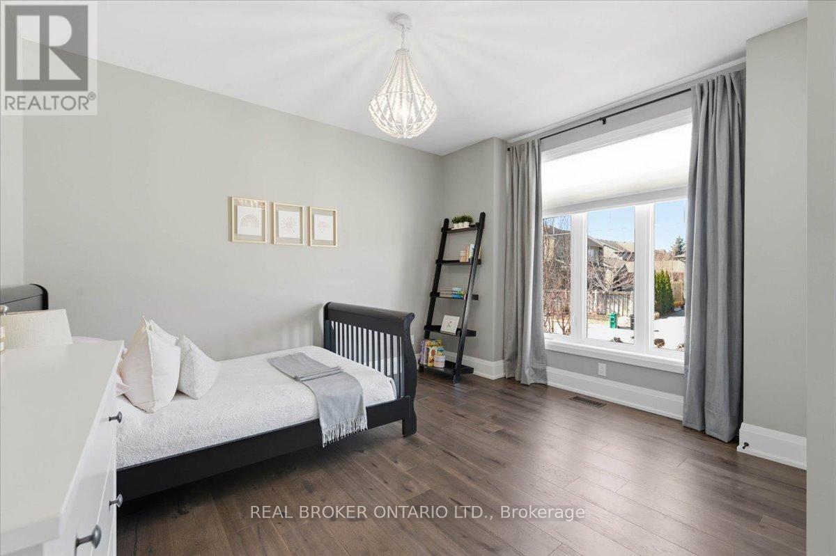 15 Langton Drive, Kitchener, ON - Indoor Photo Showing Bedroom