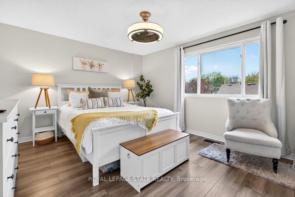 2233 Melissa Crescent, Burlington, ON