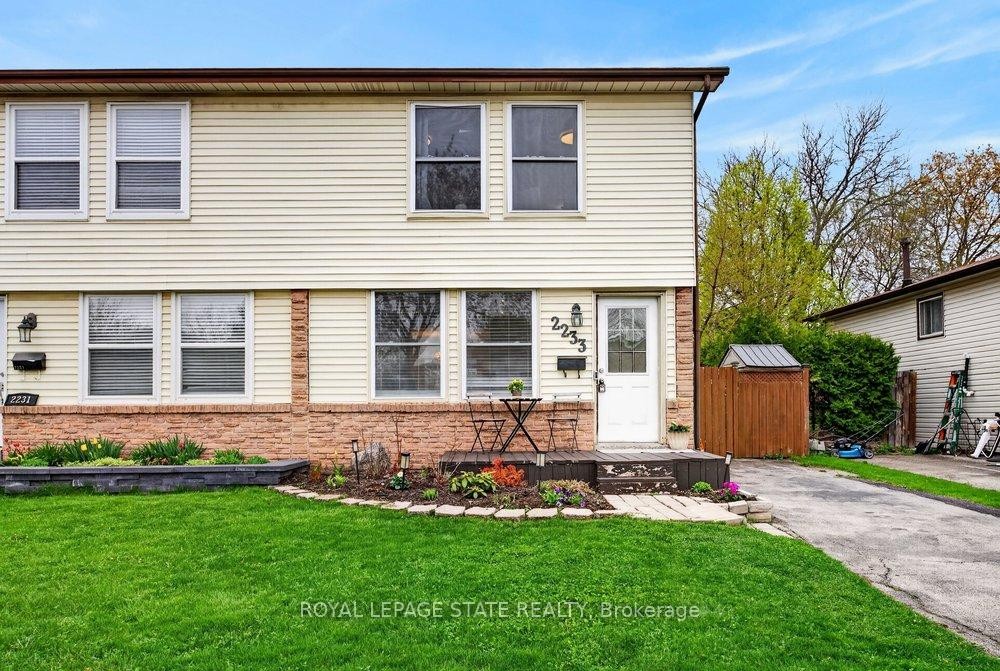 2233 Melissa Crescent, Burlington, ON