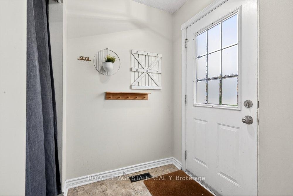 2233 Melissa Crescent, Burlington, ON