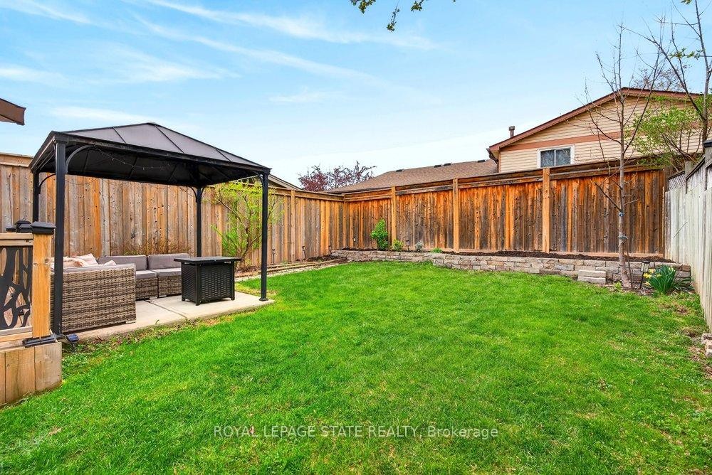 2233 Melissa Crescent, Burlington, ON
