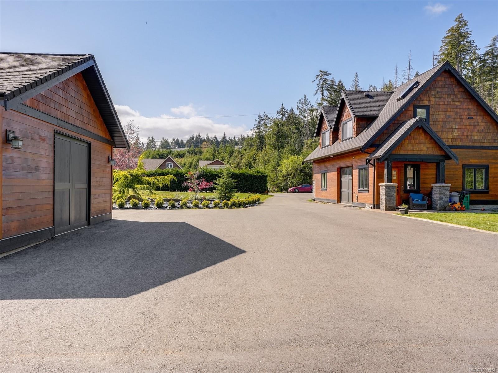 1865 Highland Ridge Rd, Shawnigan Lake, BC