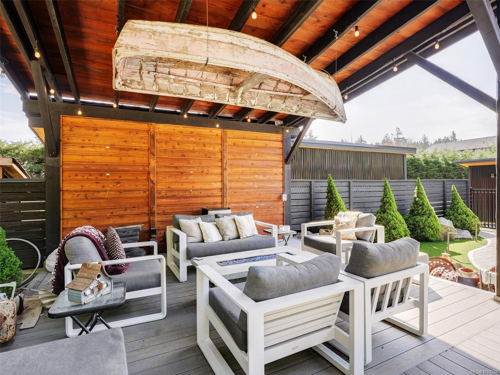 1865 Highland Ridge Rd, Shawnigan Lake, BC