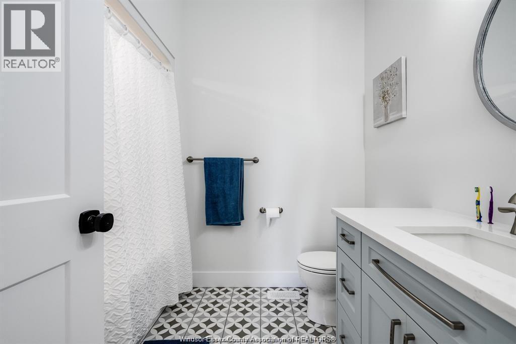 6 Heathview Trail, Leamington, ON - Indoor Photo Showing Bathroom