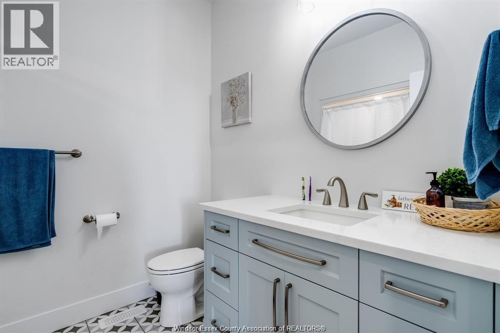 6 Heathview Trail, Leamington, ON - Indoor Photo Showing Bathroom