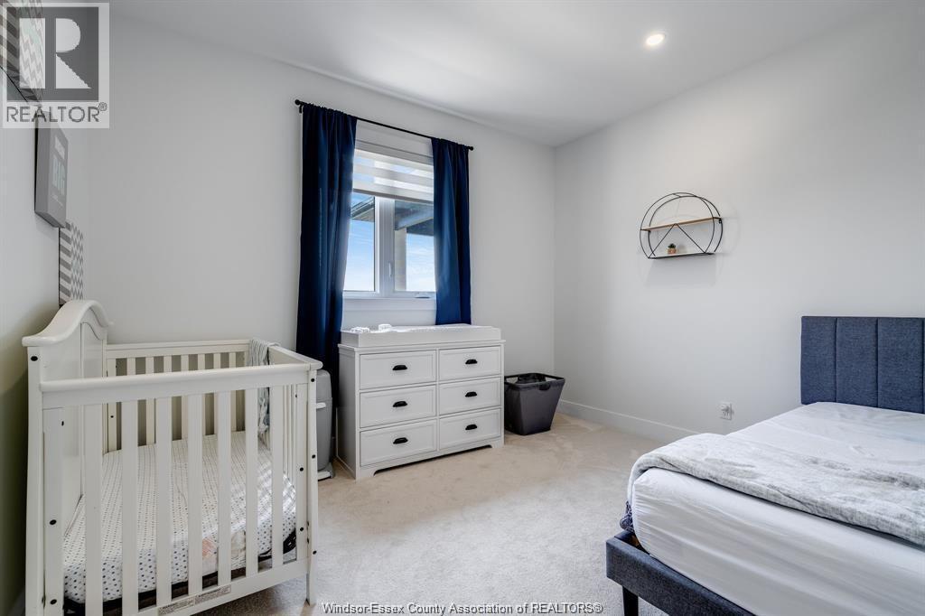 6 Heathview Trail, Leamington, ON - Indoor Photo Showing Bedroom