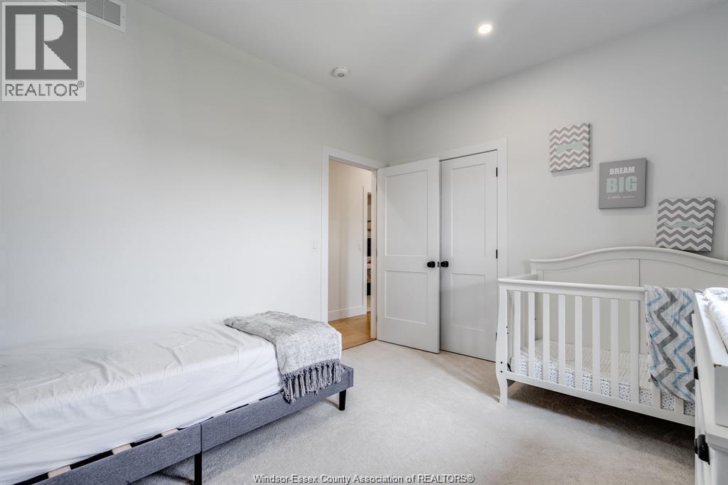 6 Heathview Trail, Leamington, ON - Indoor Photo Showing Bedroom