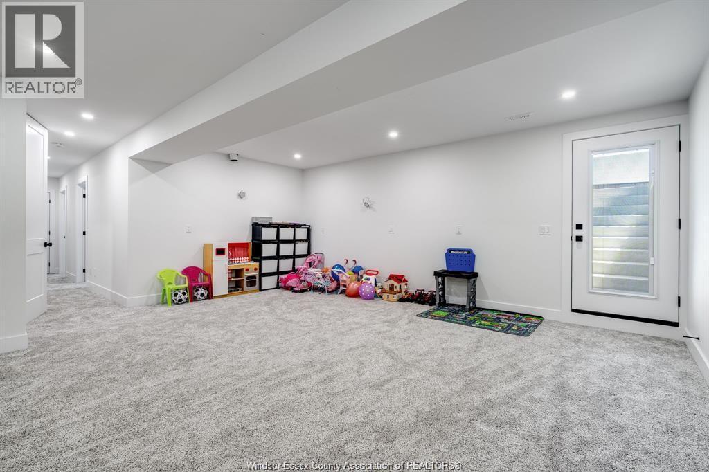 6 Heathview Trail, Leamington, ON - Indoor