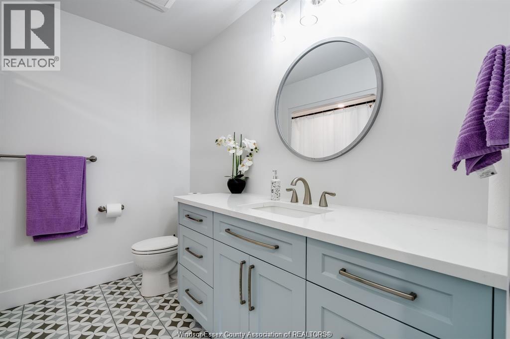 6 Heathview Trail, Leamington, ON - Indoor Photo Showing Bathroom