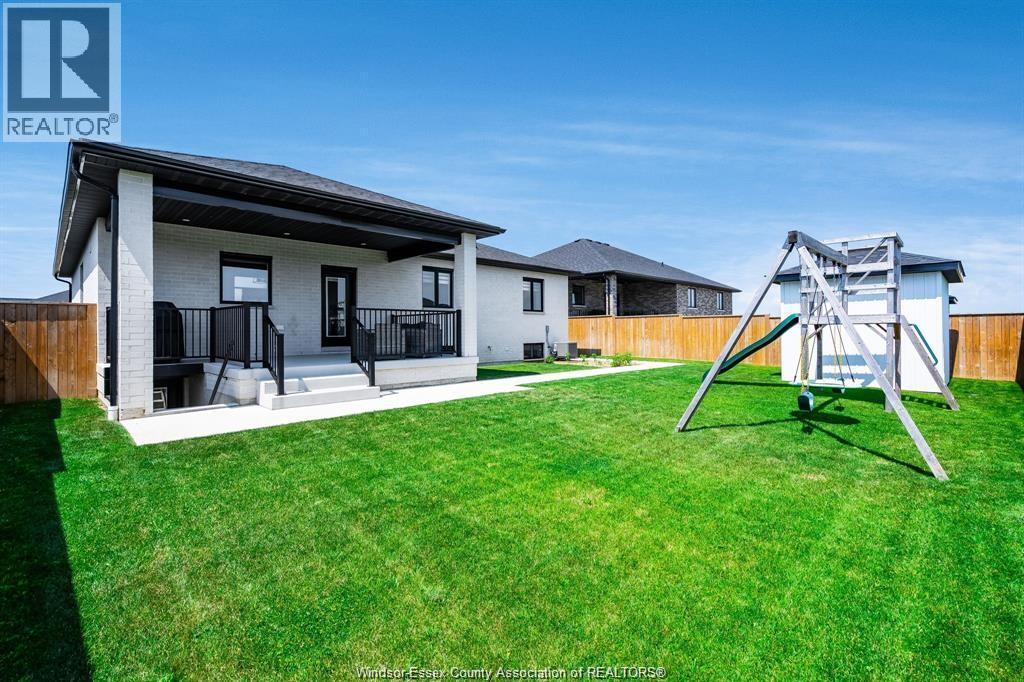 6 Heathview Trail, Leamington, ON - Outdoor