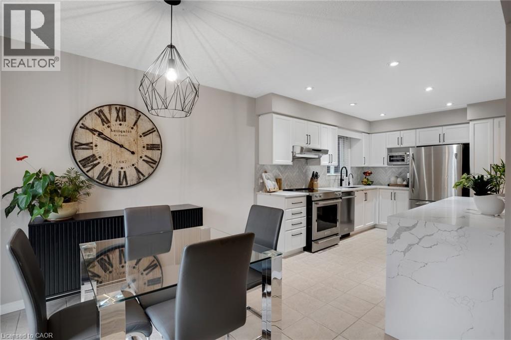 99 Udvari Crescent, Kitchener, ON - Indoor