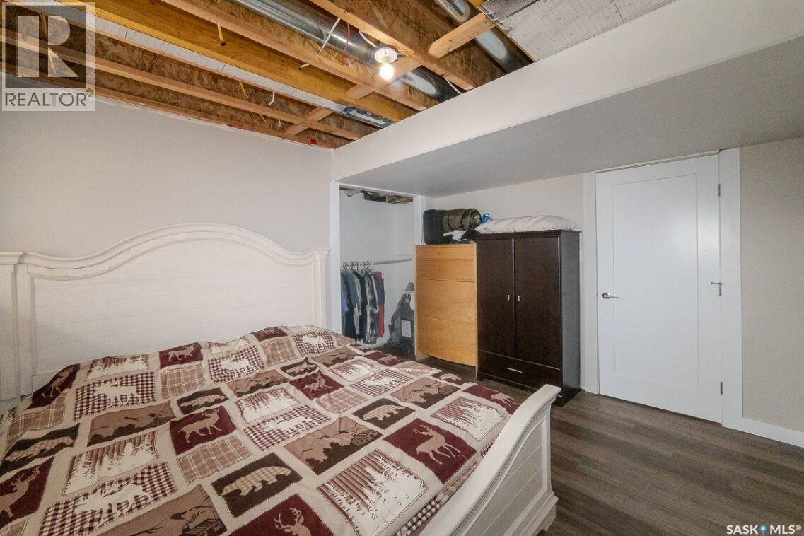 35 Lake Avenue, Jackfish Lake, SK - Indoor