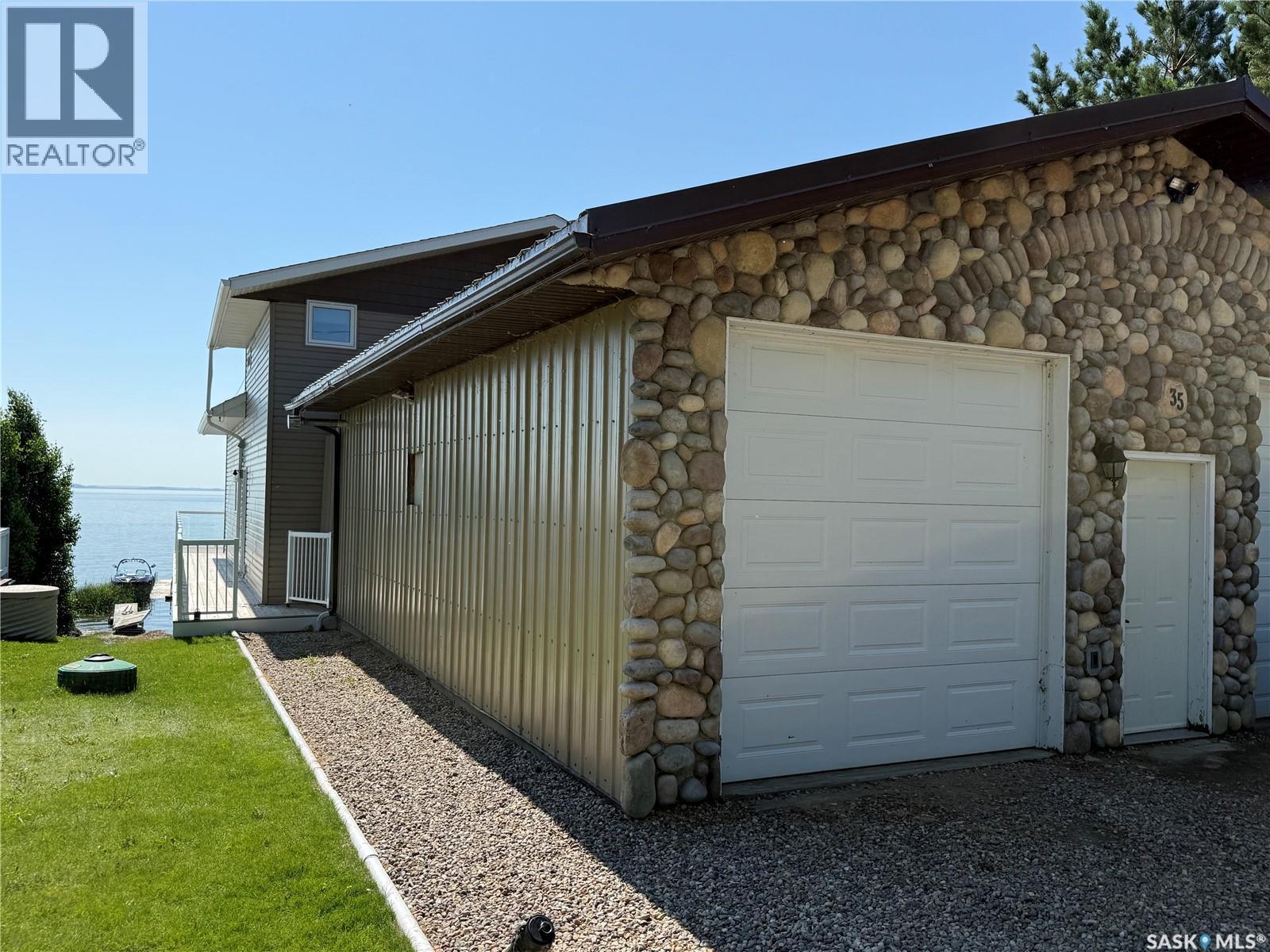35 Lake Avenue, Jackfish Lake, SK - Outdoor With Exterior