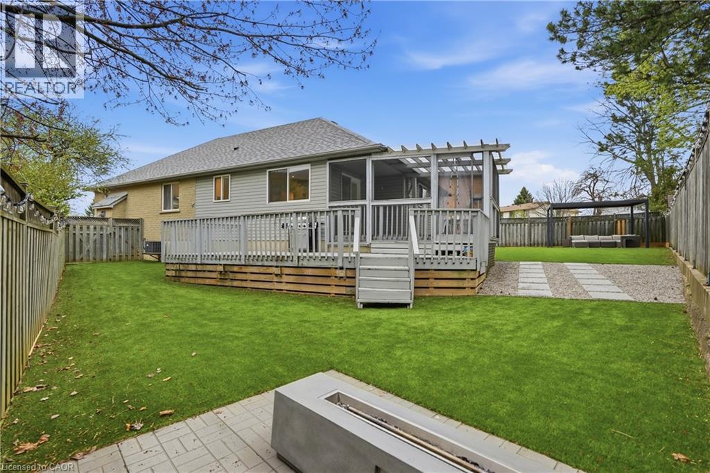 2 Amore Boulevard, Hamilton, ON - Outdoor With Deck Patio Veranda