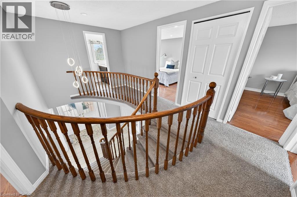 40 Old Maple Lane, Kitchener, ON - Indoor Photo Showing Other Room