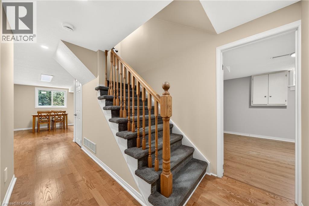 40 Old Maple Lane, Kitchener, ON - Indoor Photo Showing Other Room