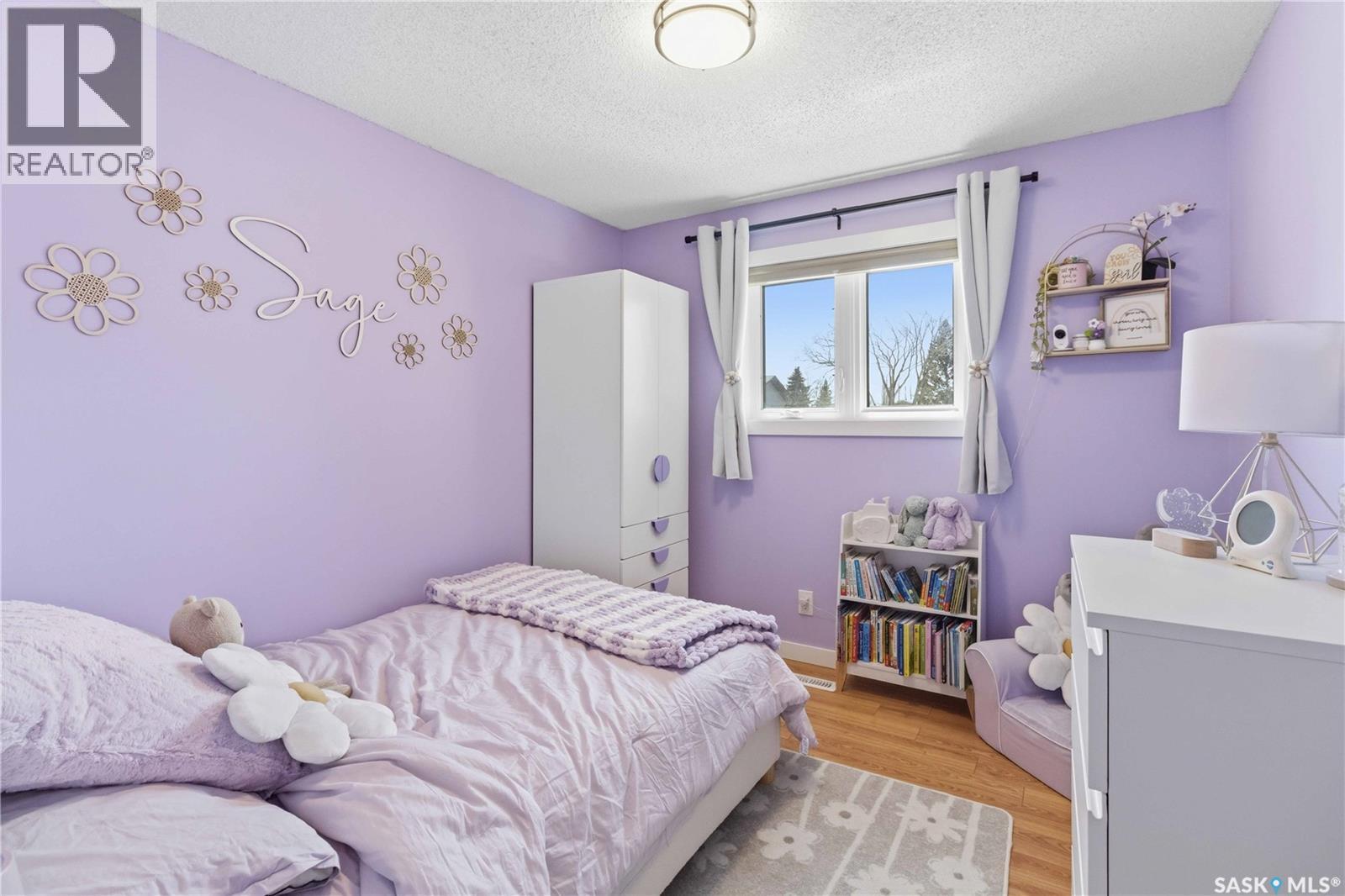 363 Candle Crescent, Saskatoon, SK - Indoor Photo Showing Bedroom