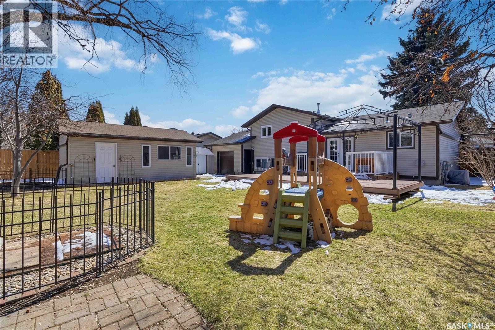 363 Candle Crescent, Saskatoon, SK - Outdoor