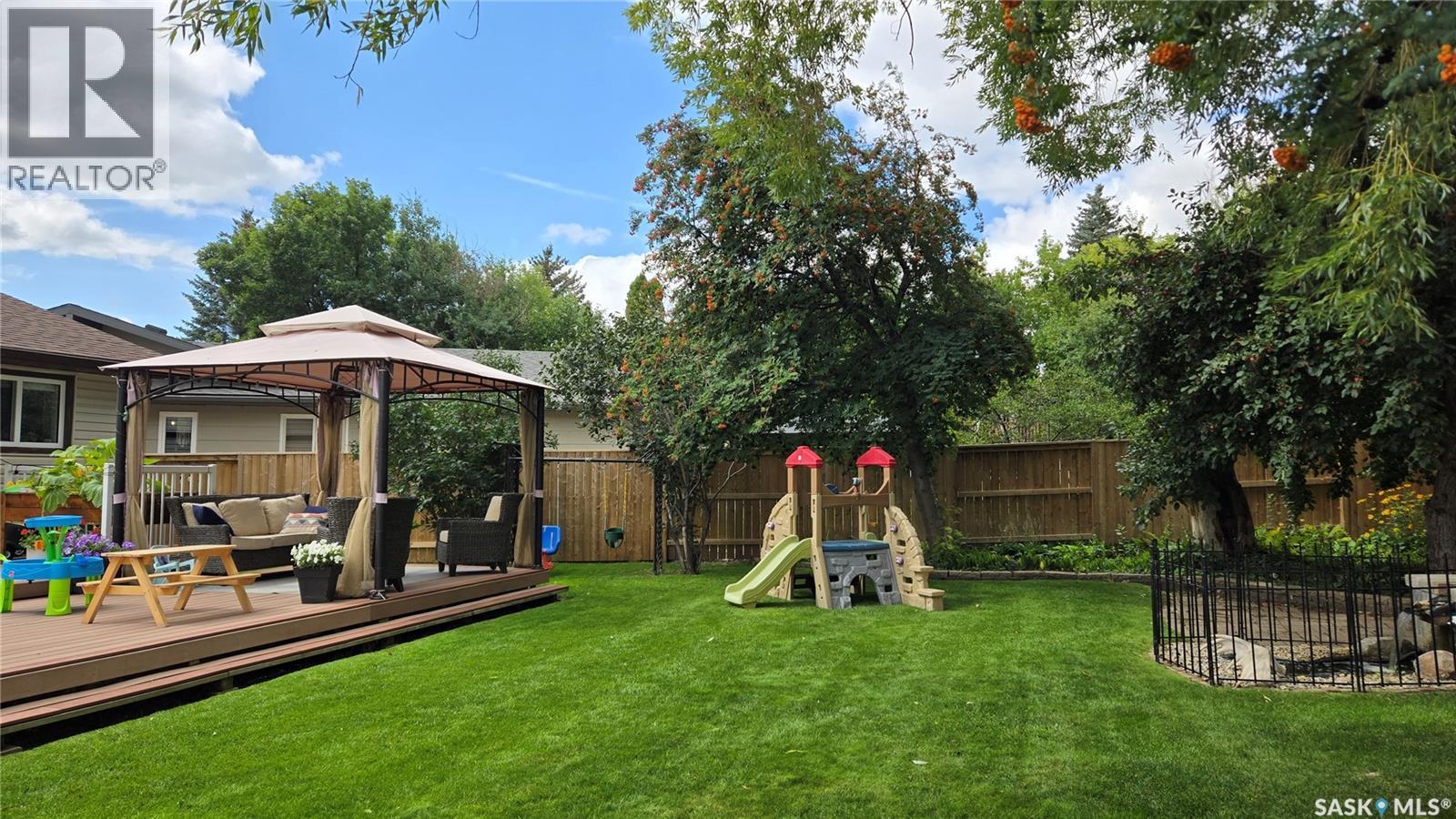 363 Candle Crescent, Saskatoon, SK - Outdoor With Deck Patio Veranda With Backyard