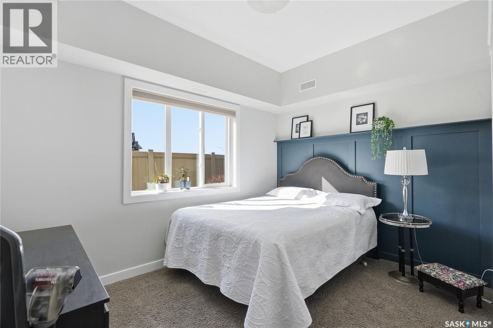101 110 Hampton Circle, Saskatoon, SK - Indoor Photo Showing Bedroom