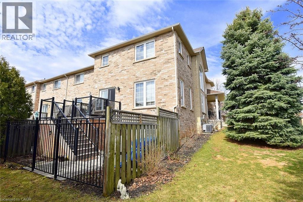 Exterior Side View - 39 Panabaker Drive Unit# 7, Ancaster, ON - Outdoor