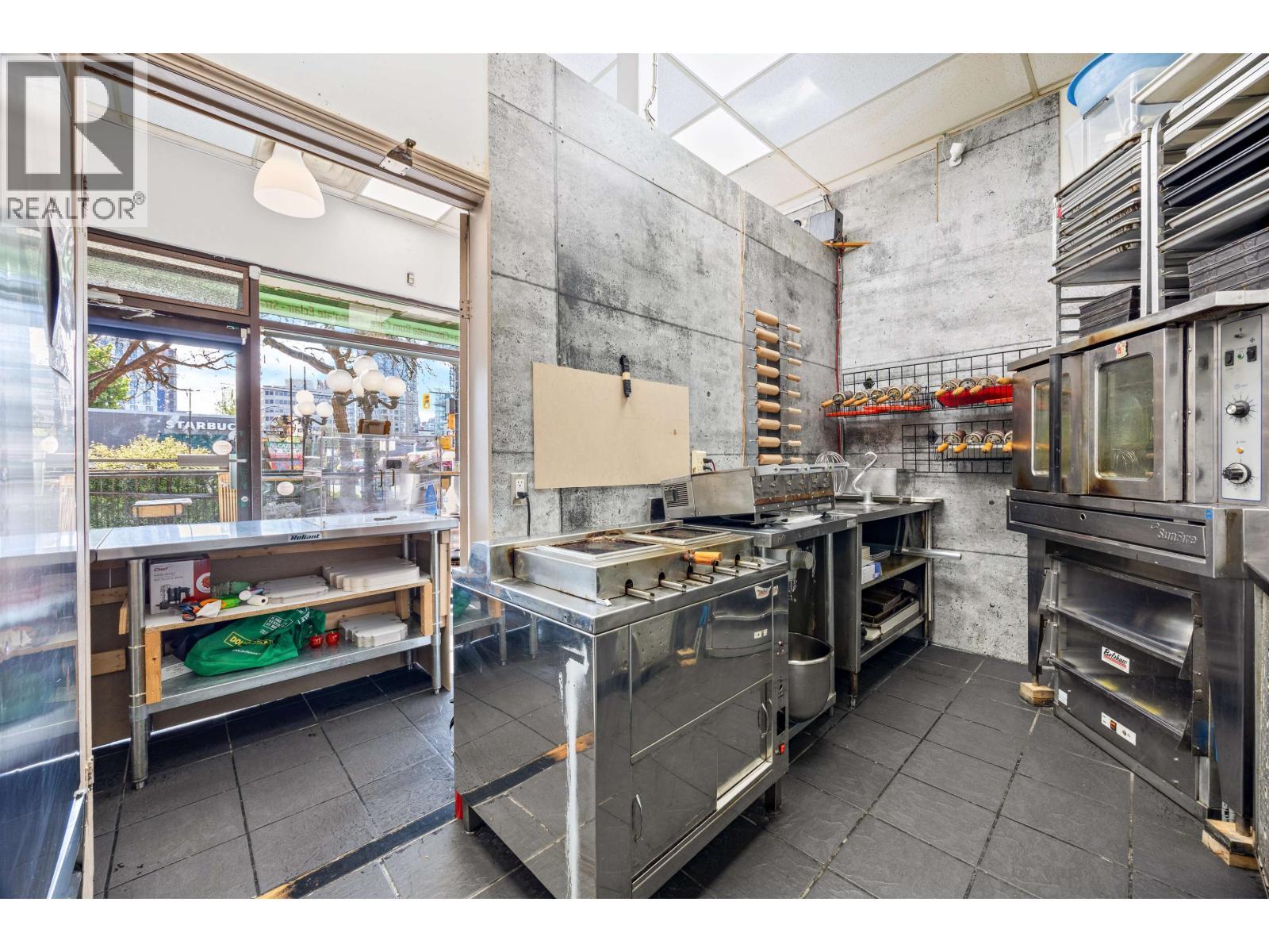 1111 Davie Street, Vancouver, BC