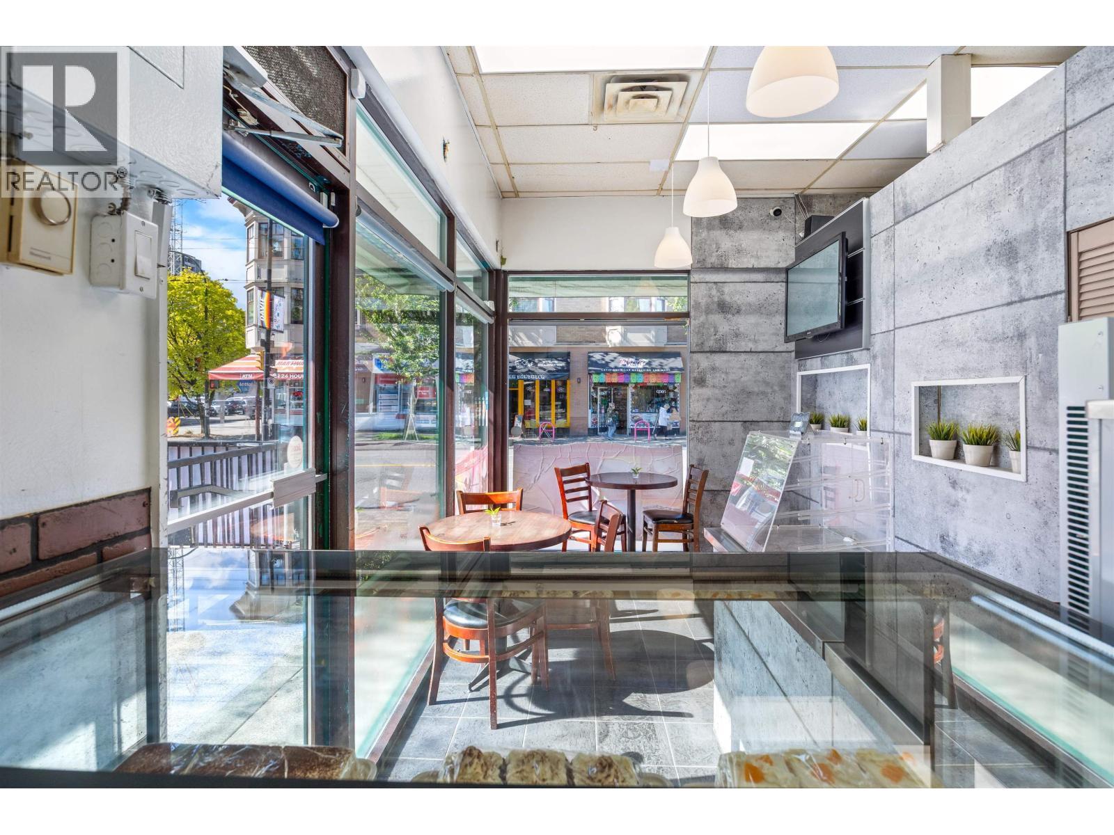1111 Davie Street, Vancouver, BC