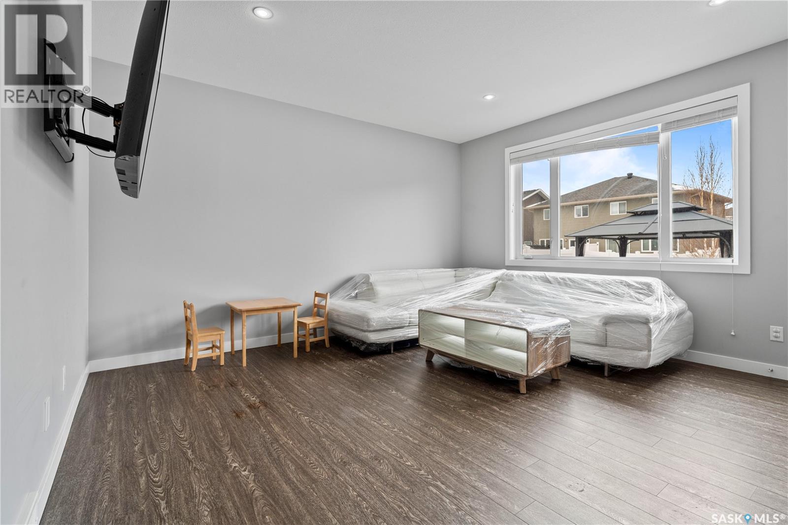 4810 Green Brooks Way E, Regina, SK - Indoor Photo Showing Bedroom