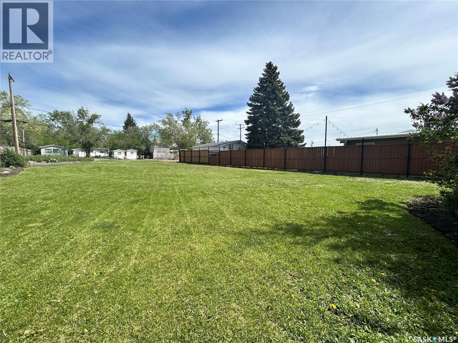 222 Osborne Avenue, Regina Beach, SK