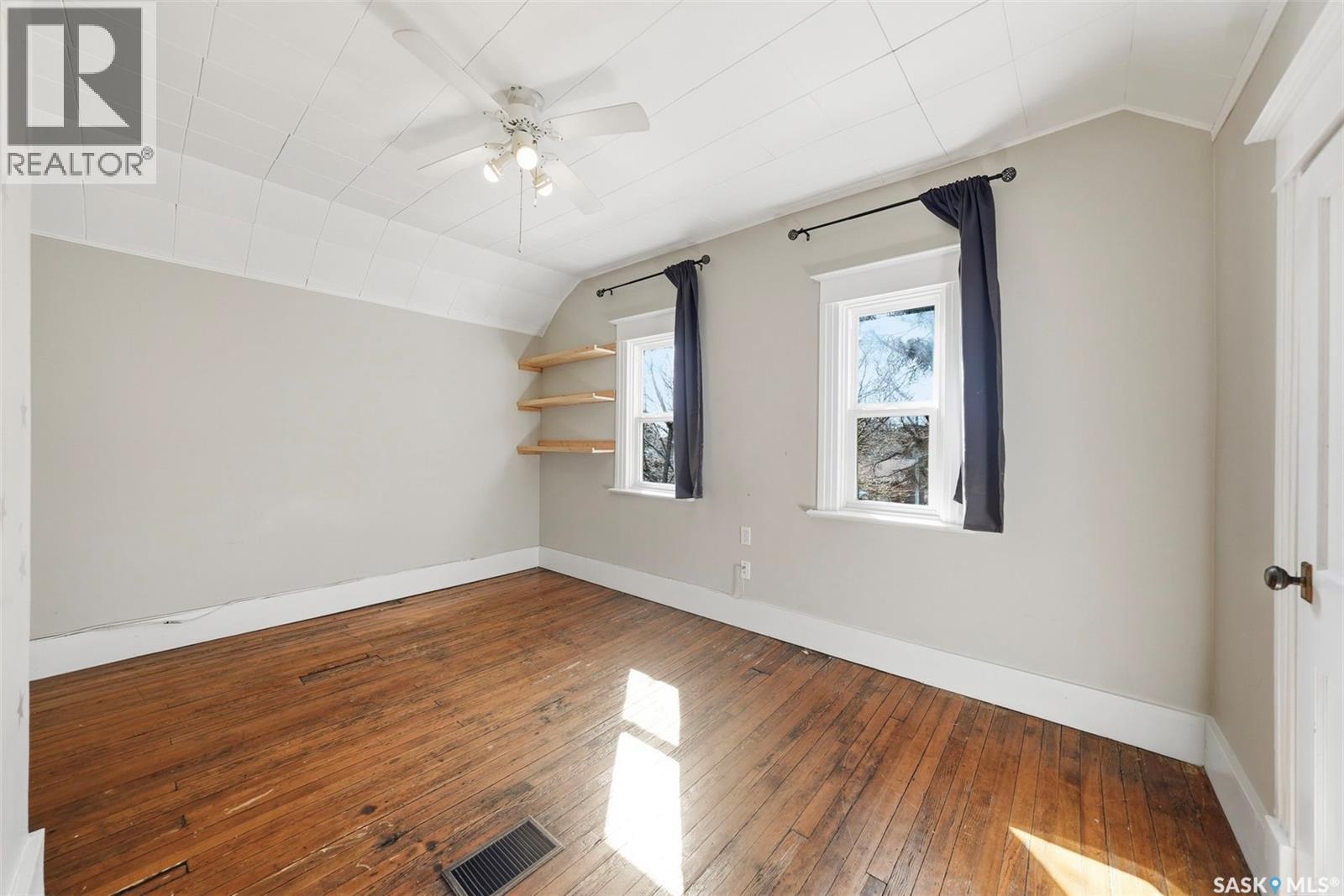 1336 H Avenue N, Saskatoon, SK - Indoor Photo Showing Other Room