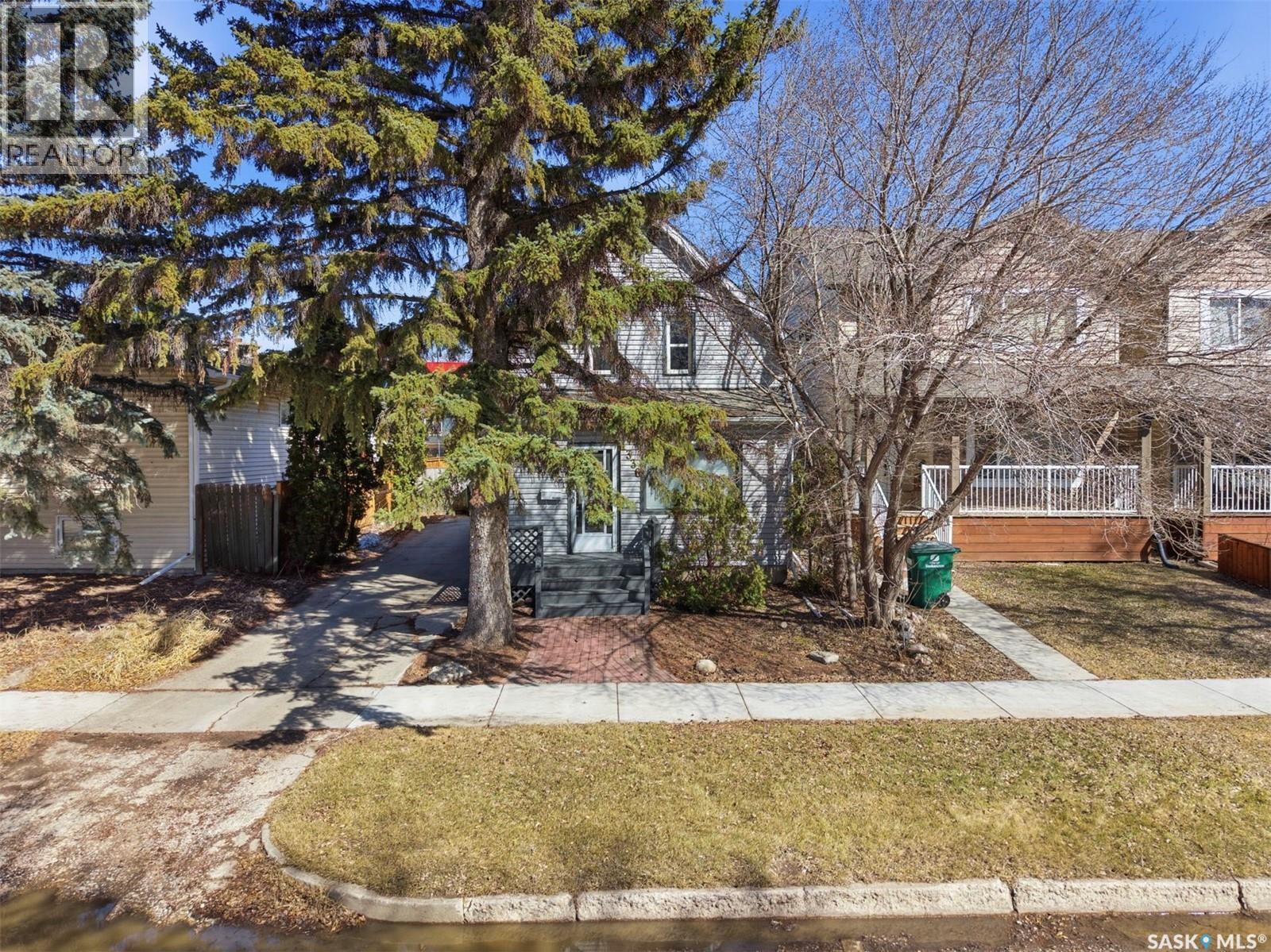 1336 H Avenue N, Saskatoon, SK - Outdoor