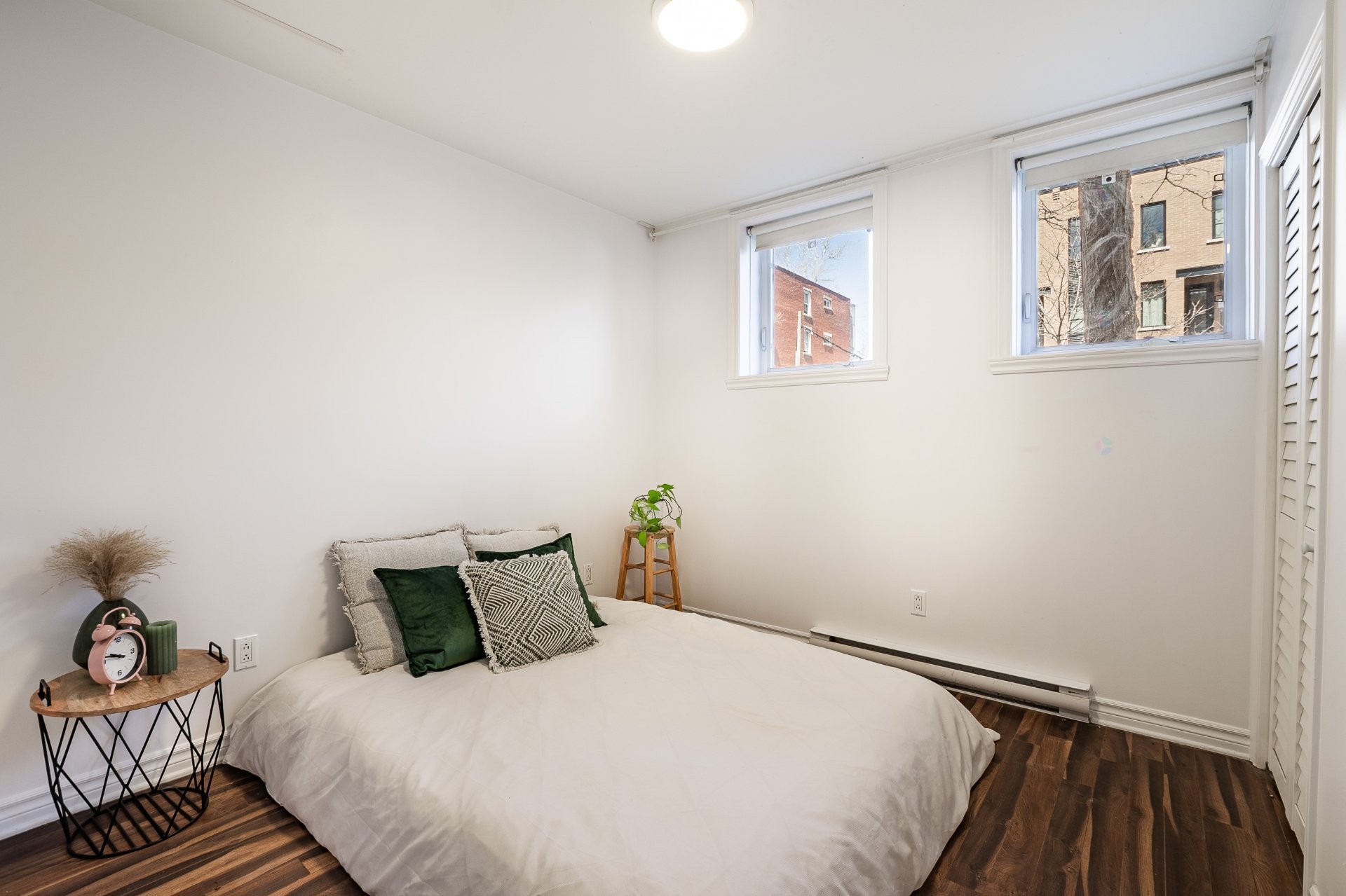 Bedroom - 1-2200 Av. Letourneux, Montréal (Mercier/Hochelaga-Maisonneuve), QC - Indoor Photo Showing Bedroom