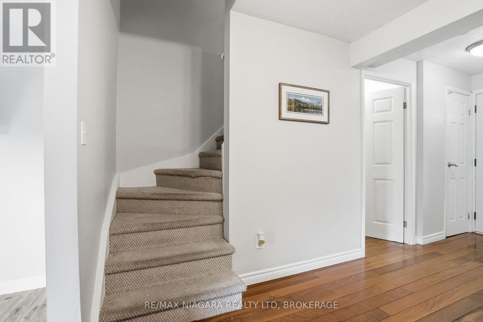 64 - 151 Linwell Road, St. Catharines (Lakeport), ON - Indoor Photo Showing Other Room