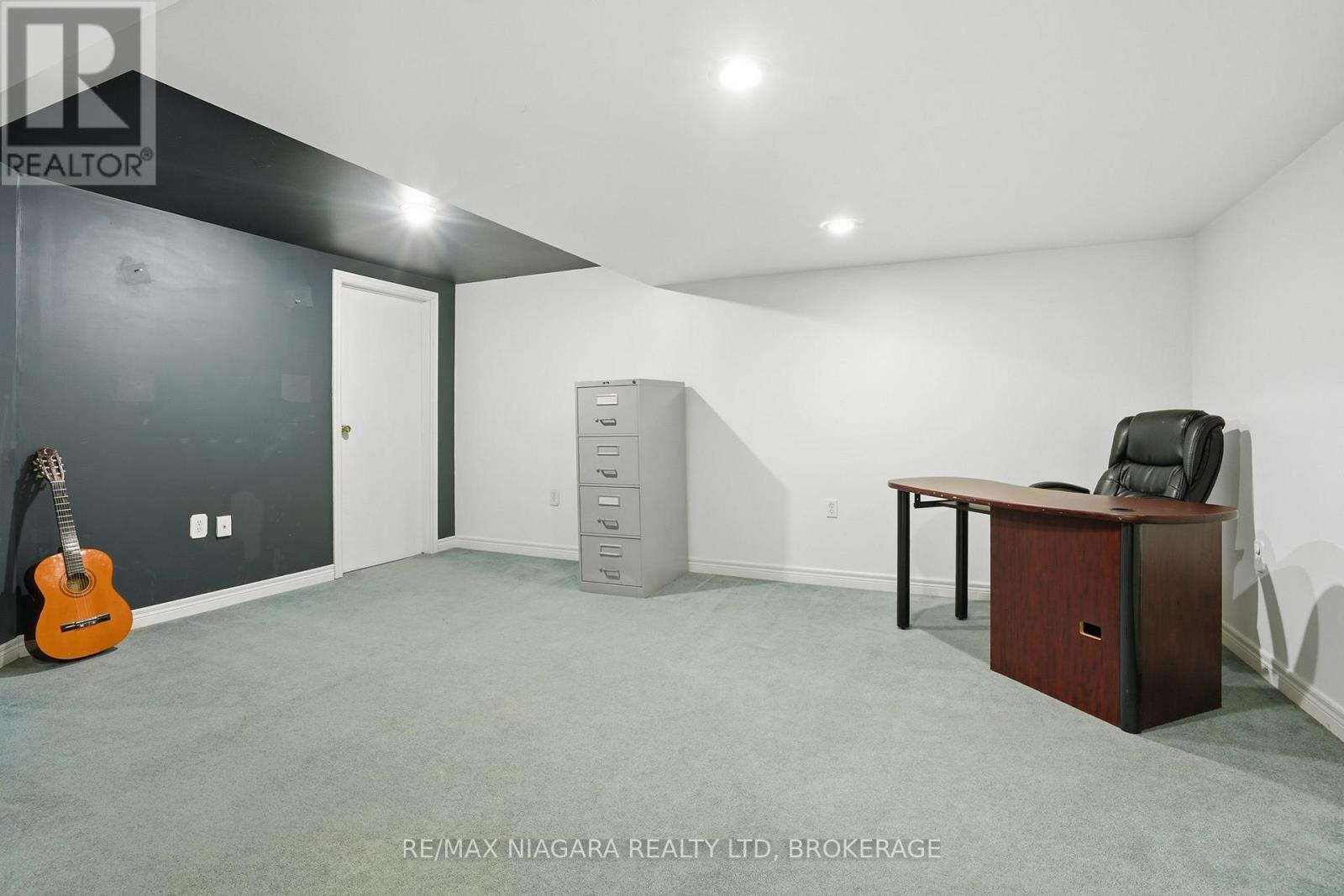 64 - 151 Linwell Road, St. Catharines (Lakeport), ON - Indoor