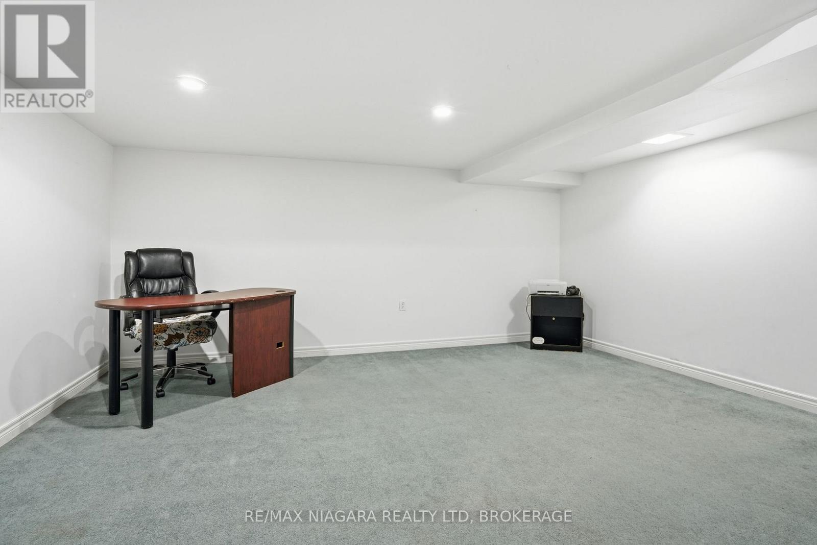 64 - 151 Linwell Road, St. Catharines (Lakeport), ON - Indoor