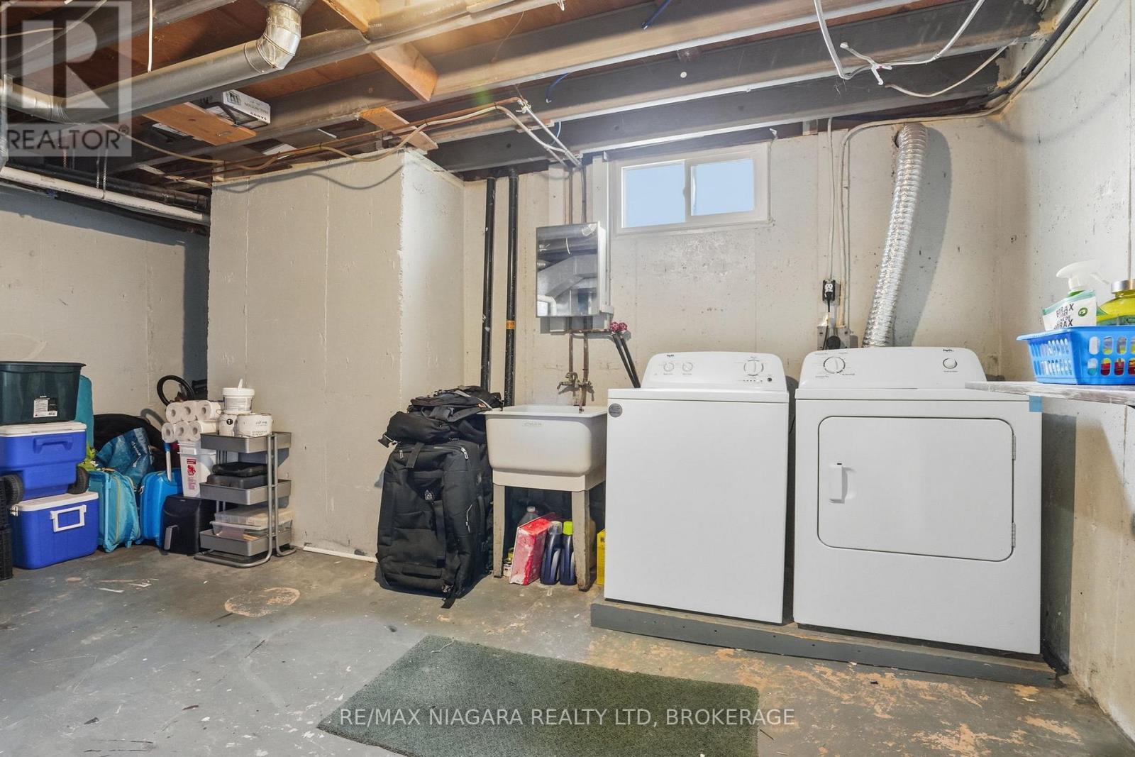 64 - 151 Linwell Road, St. Catharines (Lakeport), ON - Indoor Photo Showing Laundry Room