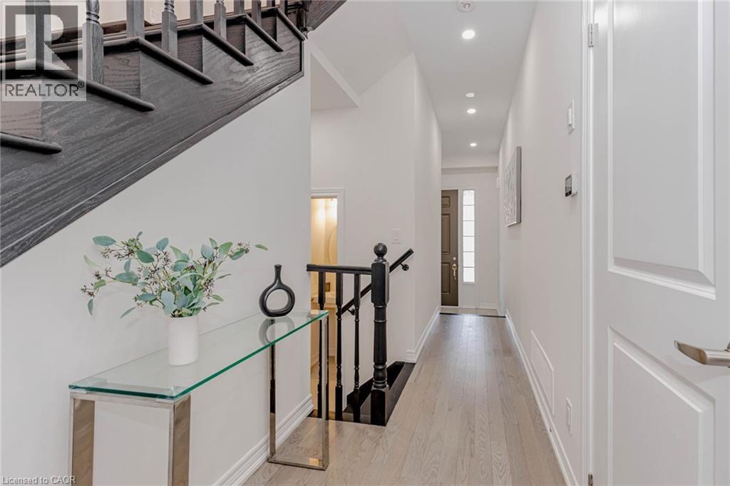 172 Beckview Drive, Kitchener, ON - Indoor Photo Showing Other Room
