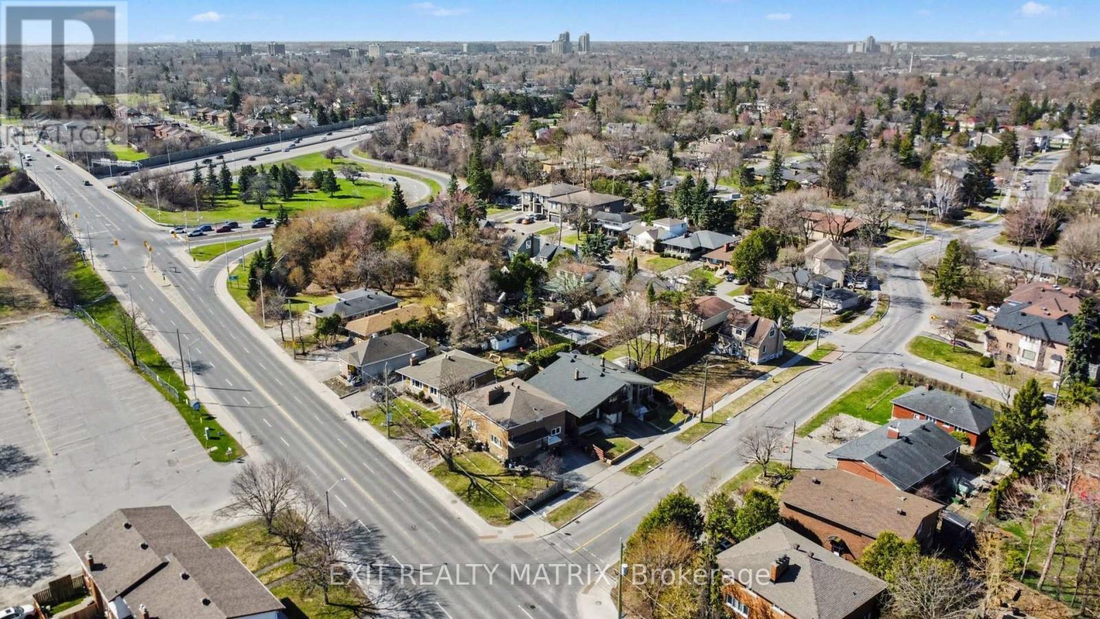 1864 Lenester Avenue, Ottawa, ON - Outdoor With View