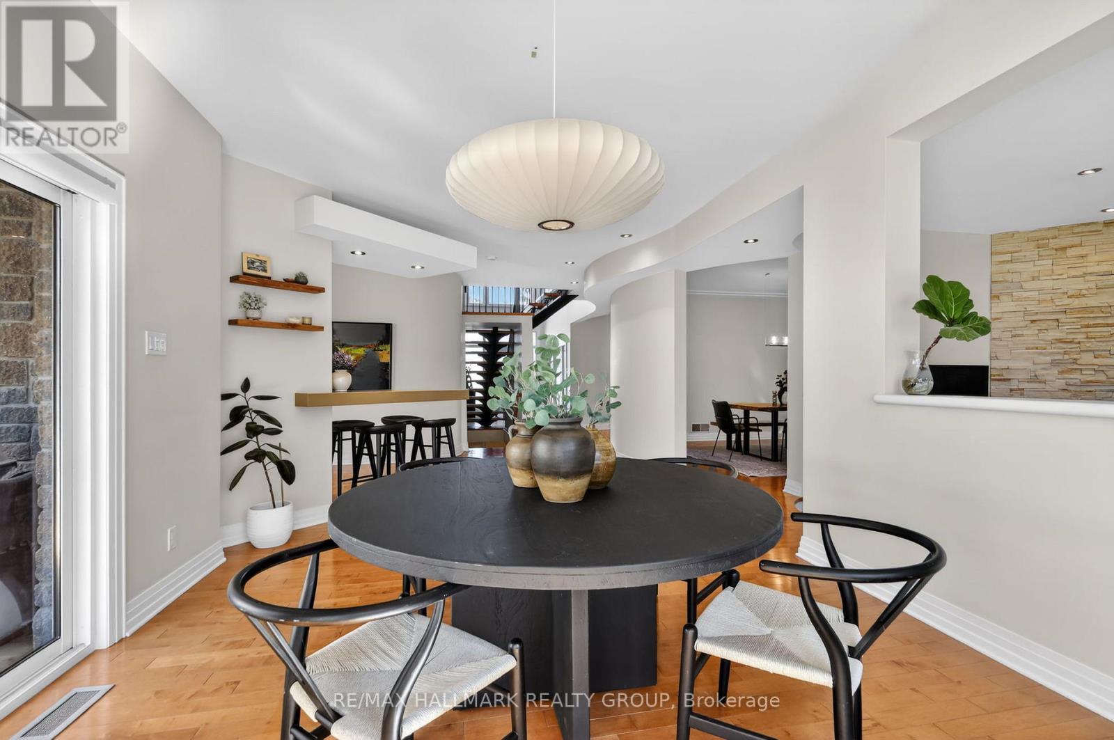 1934 Lenester Avenue, Ottawa, ON - Indoor Photo Showing Dining Room