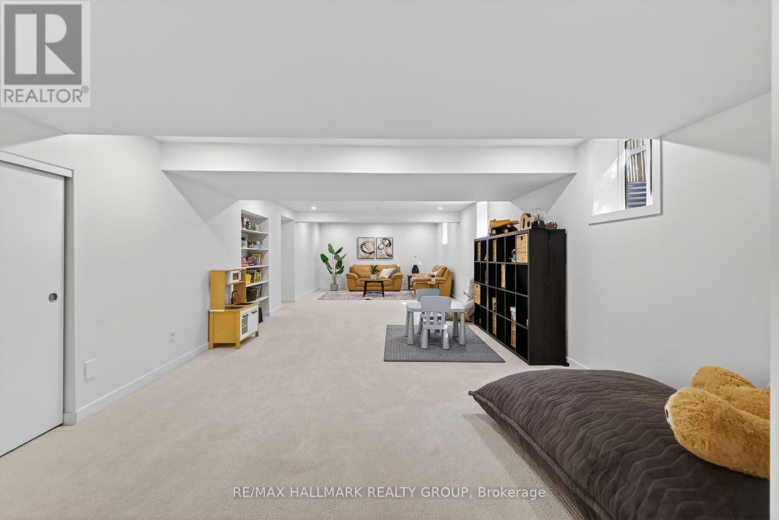 1934 Lenester Avenue, Ottawa, ON - Indoor